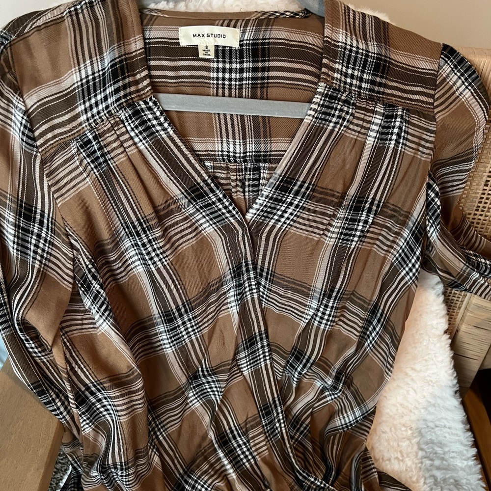 Max Studio Wrap Top